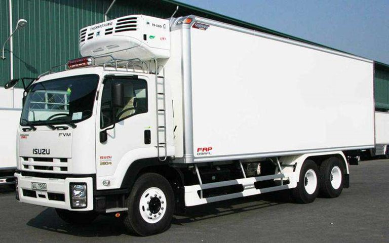 Lắp máy lạnh container
