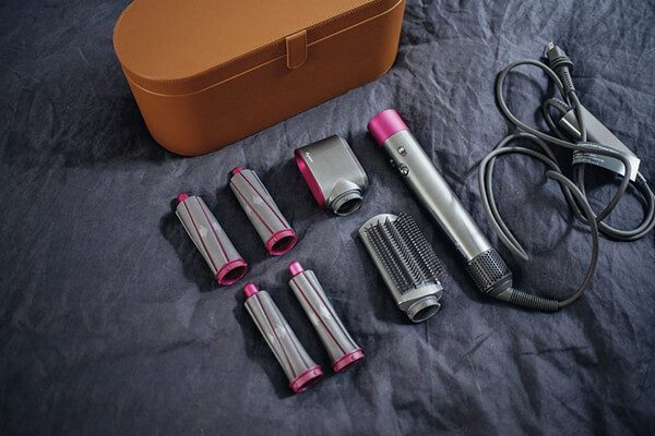 Sửa máy tạo kiểu tóc Dyson Airwrap