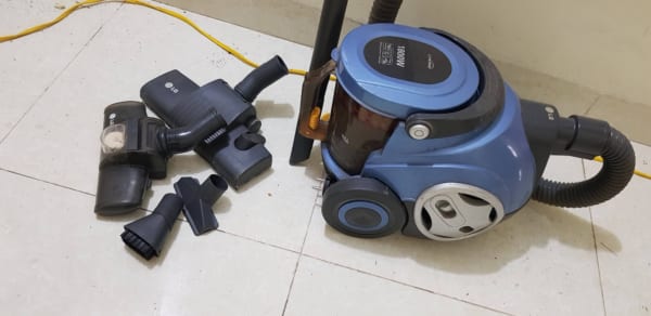Dịch vụ thanh lý máy hút bụi tại nhà