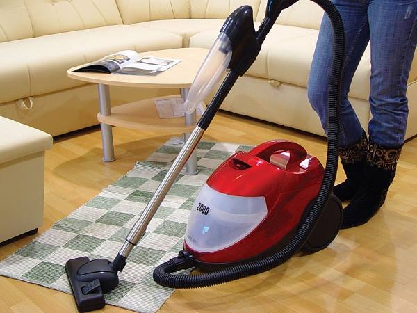 Các lỗi thường gặp của máy hút bụi không dây