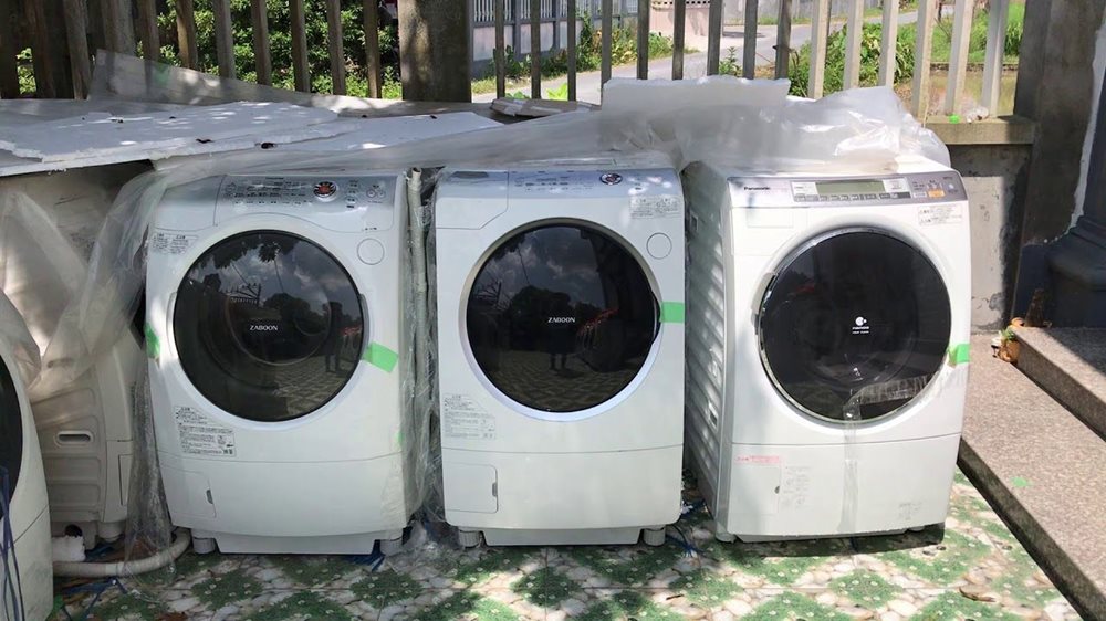 Nên mua máy giặt cũ ở Điện Máy Xanh hay Chợ Tốt