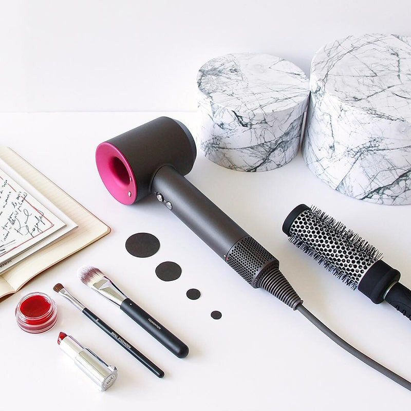 Sửa máy sấy tóc Dyson Supersonic Professional Edition HD02