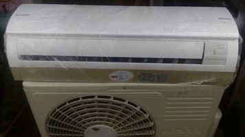 Máy lạnh cũ Hitachi 1hp inverter nội địa mới 80%