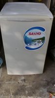 Tủ lạnh cũ Sanyo 90 lít mới 90%